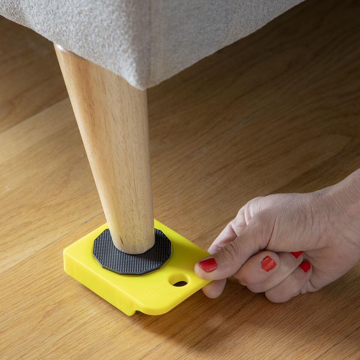 V16H81684C5966502A798C6757005C6AB512R5254915P6